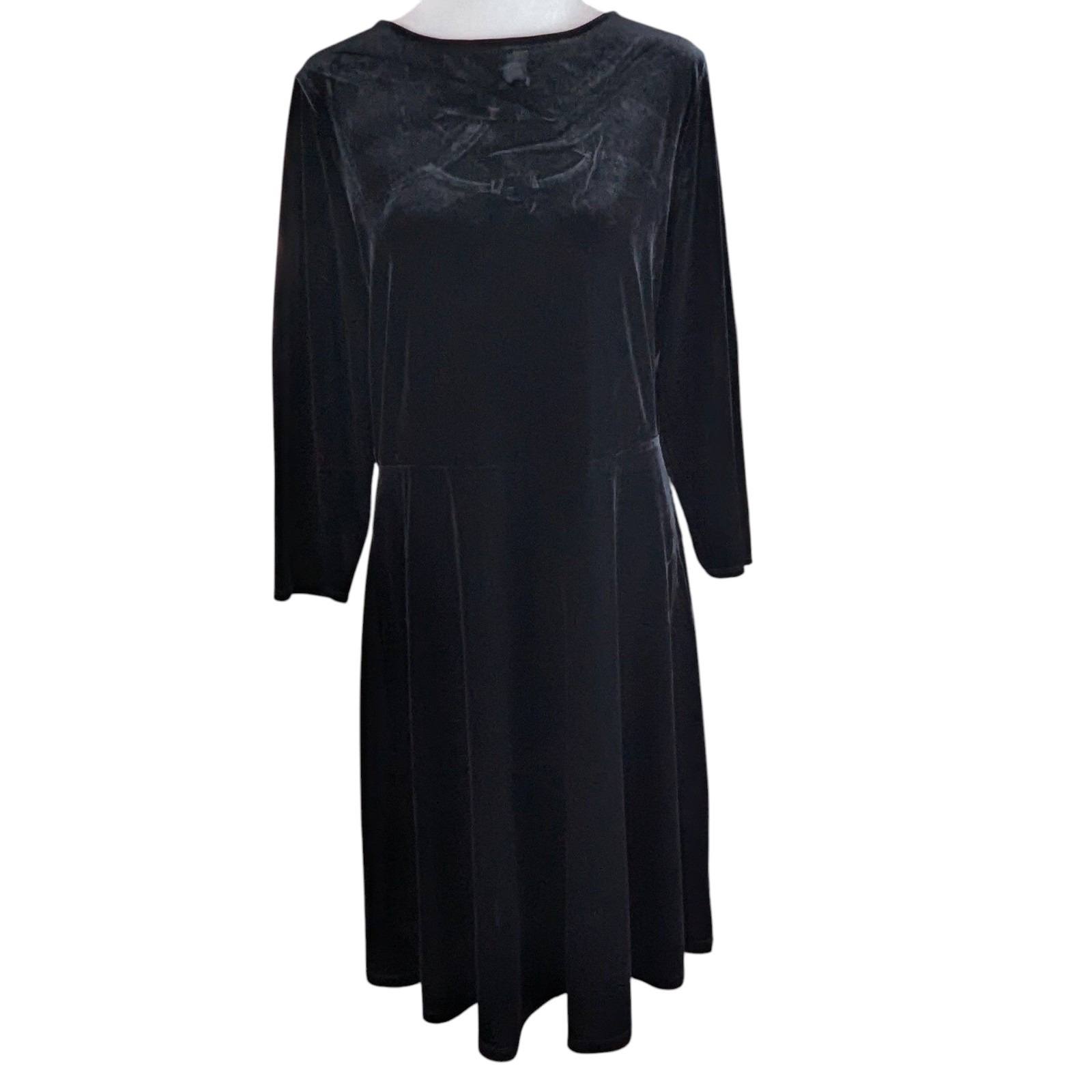 Talbots Black Velvet Dress Size 12p Midi Back Cutout Bow Side Zip 3/4 Sleeve
